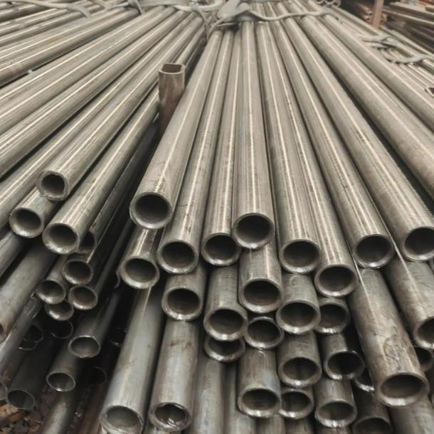 山東精密無(wú)縫鋼管批發(fā)價(jià)格